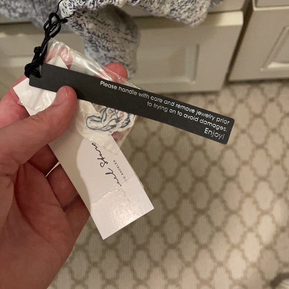 Michael stars sweater. Brand new great condition! - Picture 6 of 6